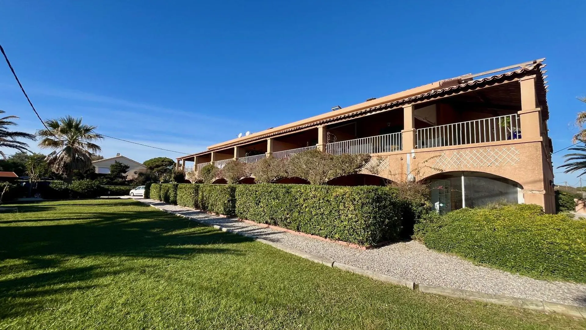 Studio Jade A 100M De La Plage Hyeres France